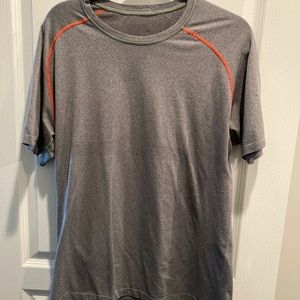 Lululemon Men’s Grey Athletic Shirt